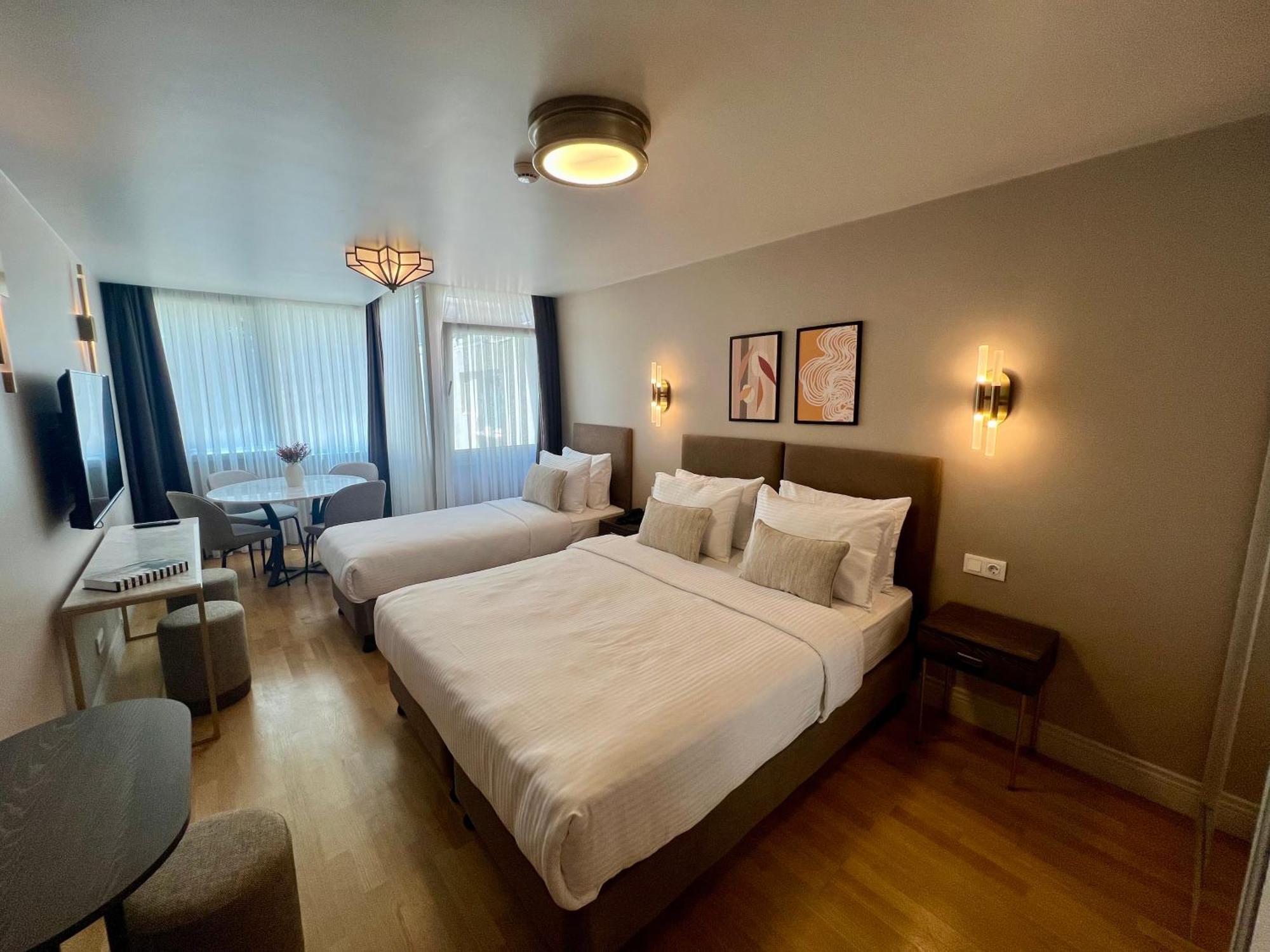 Weingart Suites Hotel Istanbul Exterior photo