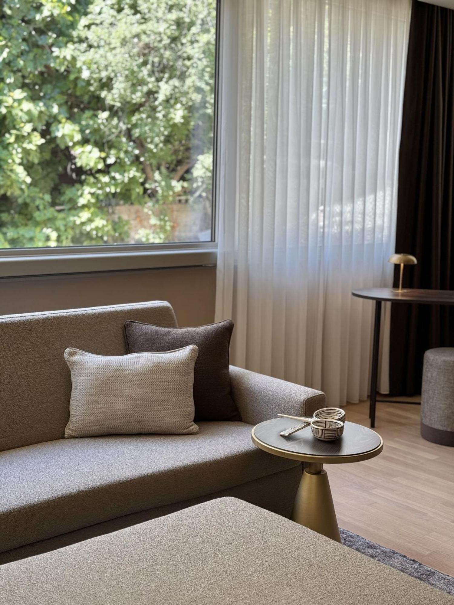 Weingart Suites Hotel Istanbul Exterior photo