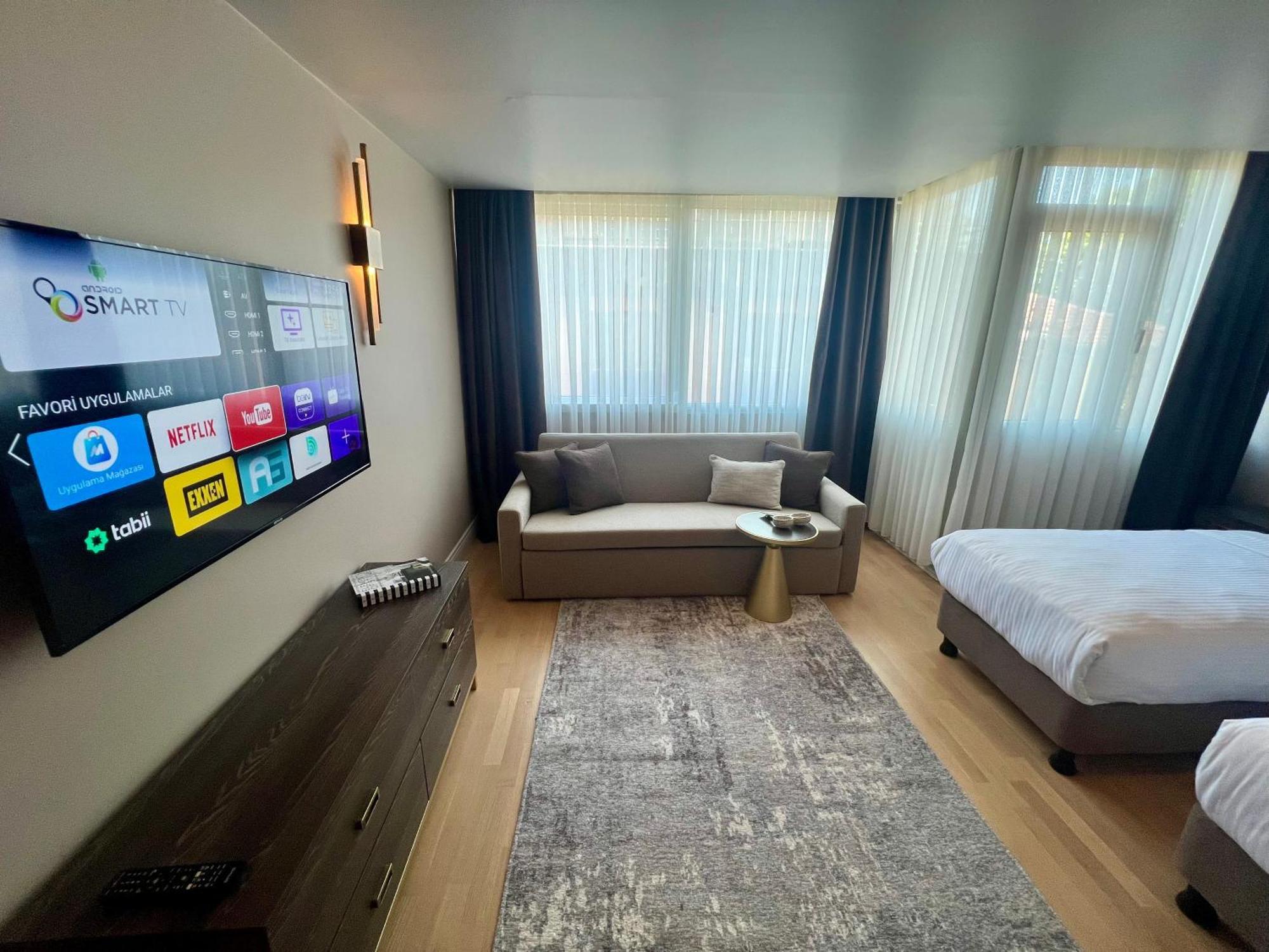 Weingart Suites Hotel Istanbul Exterior photo