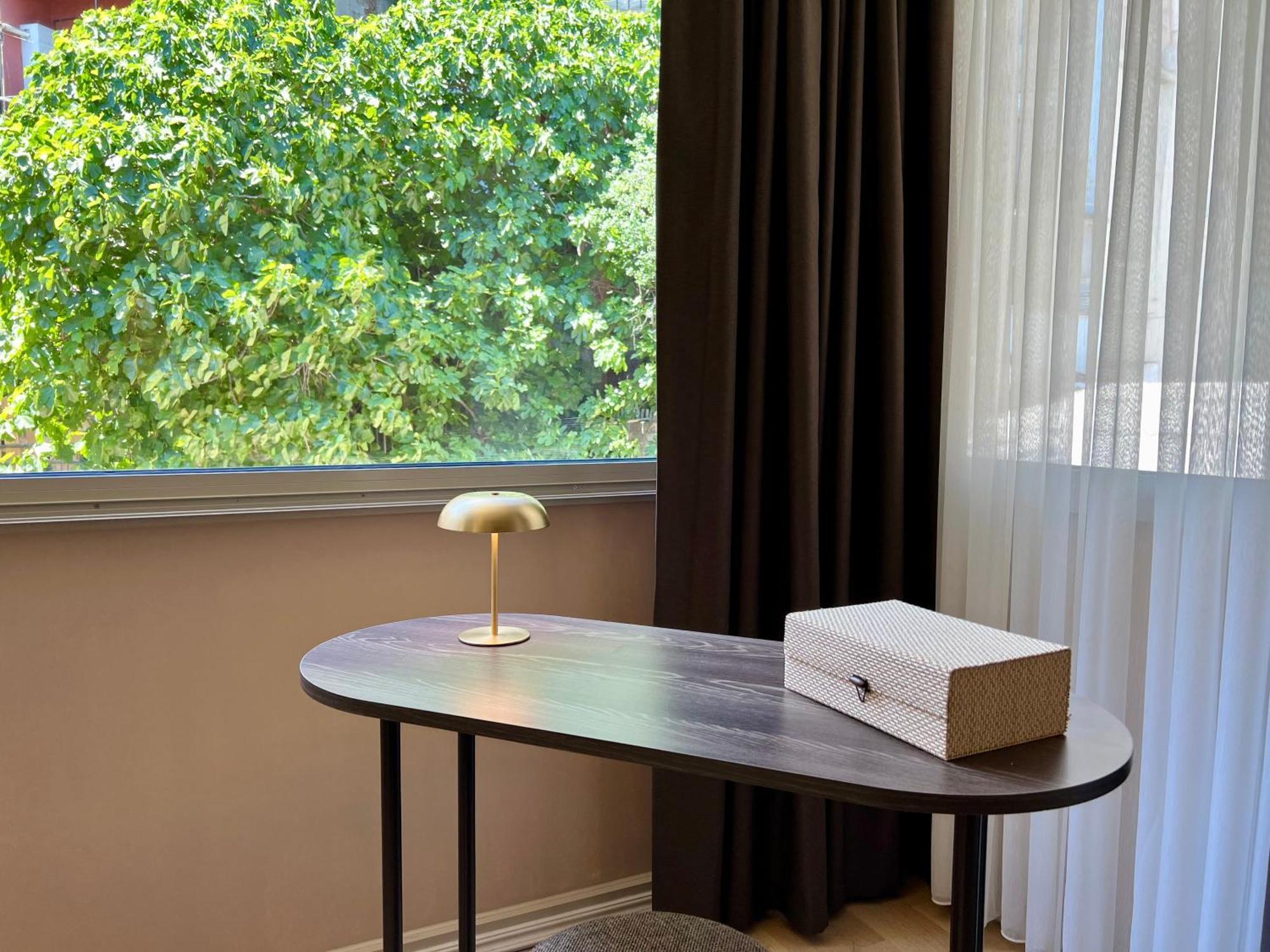 Weingart Suites Hotel Istanbul Exterior photo