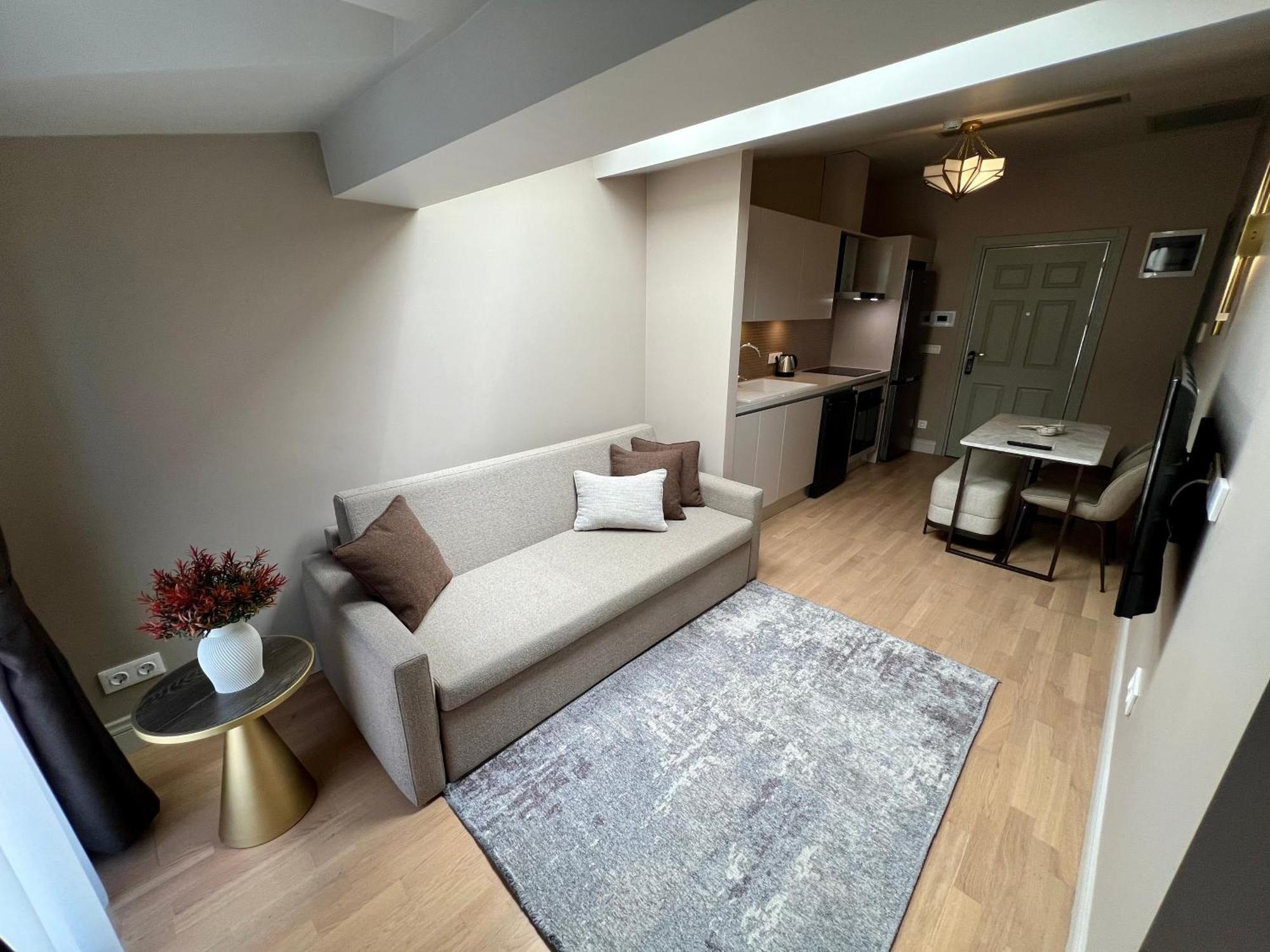 Weingart Suites Hotel Istanbul Exterior photo