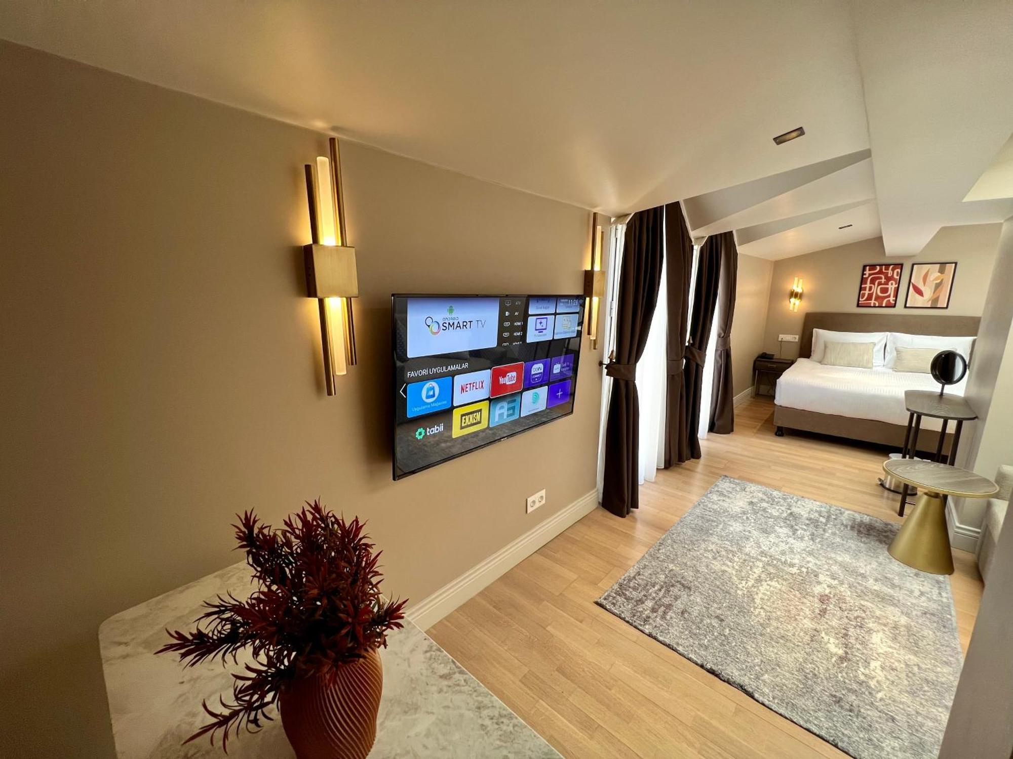 Weingart Suites Hotel Istanbul Exterior photo