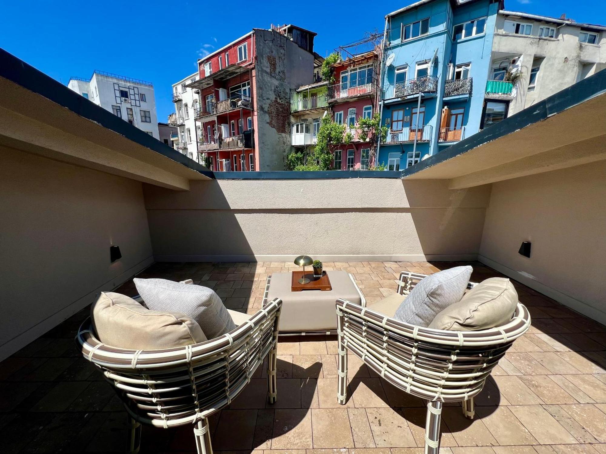 Weingart Suites Hotel Istanbul Exterior photo