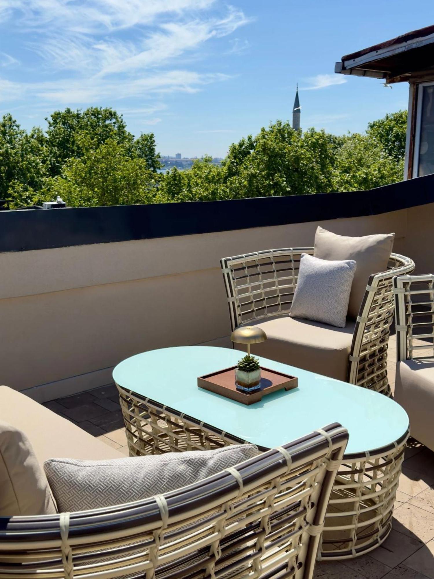 Weingart Suites Hotel Istanbul Exterior photo